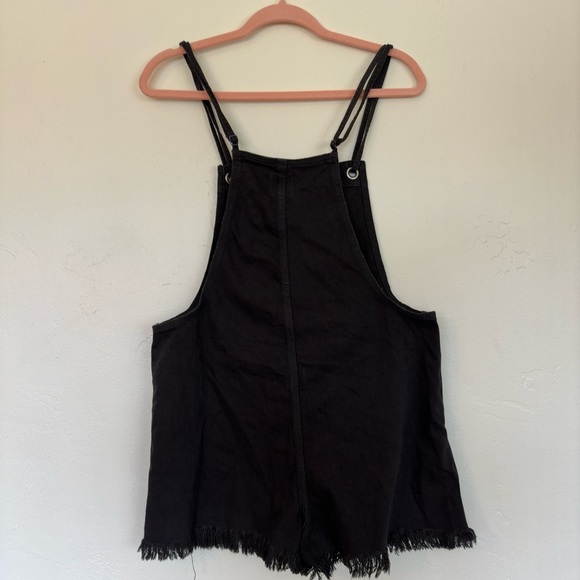 Aerie Double Strap Shortall Raw Hem Pockets size M Overall Romper NWT - Picture 4 of 6